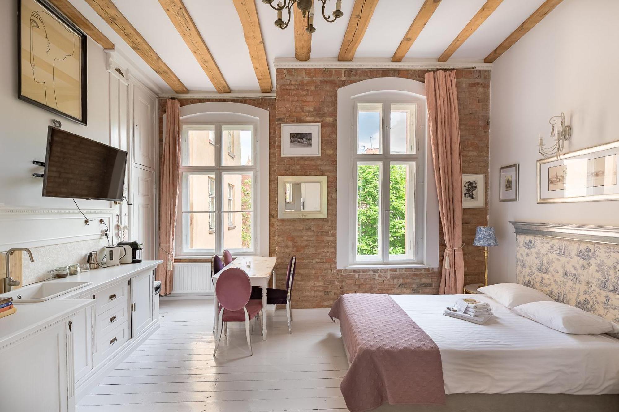 White Provance Apartment Stary Toruń Eksteriør billede